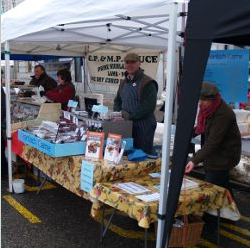 huntly farmers market.png